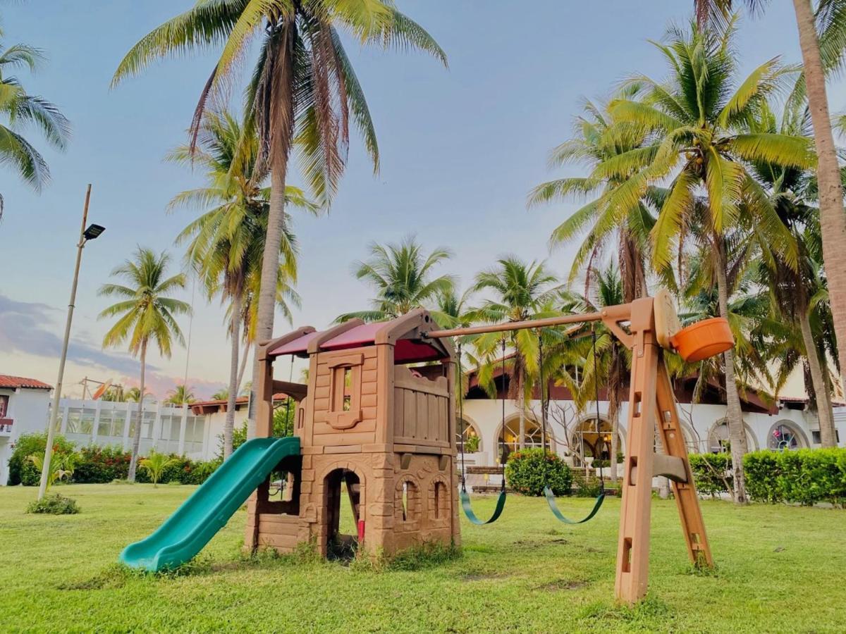 Hotel Tesoro Beach San Luis La Herradura Dış mekan fotoğraf
