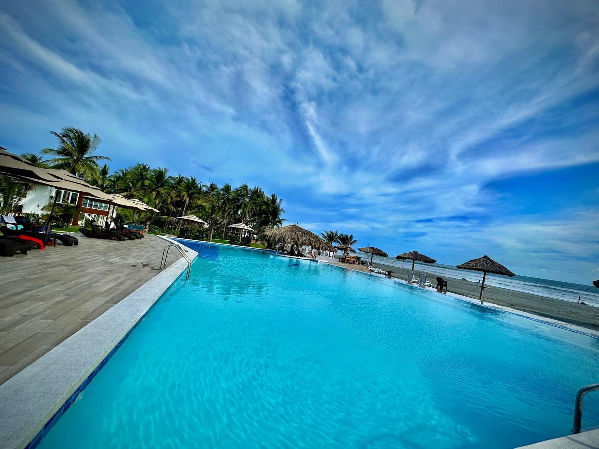 Hotel Tesoro Beach San Luis La Herradura Dış mekan fotoğraf
