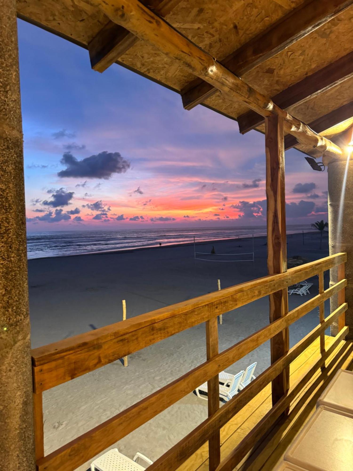 Hotel Tesoro Beach San Luis La Herradura Dış mekan fotoğraf