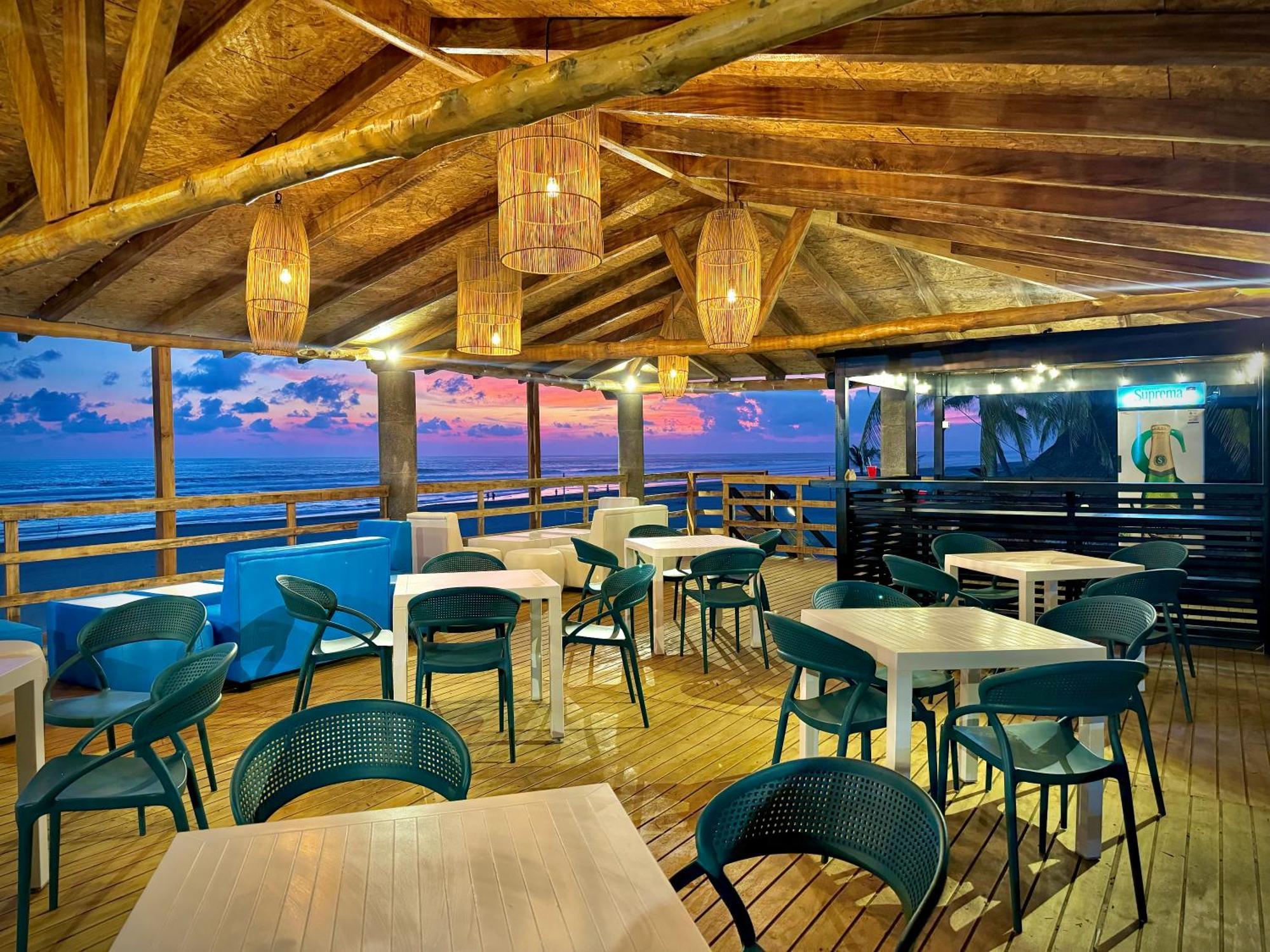 Hotel Tesoro Beach San Luis La Herradura Dış mekan fotoğraf